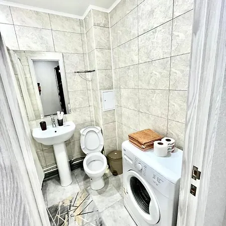 1 Комнатная Квартира Посуточно Uralsk Dış mekan fotoğraf