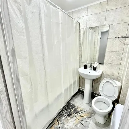 1 Комнатная Квартира Посуточно Uralsk Dış mekan fotoğraf